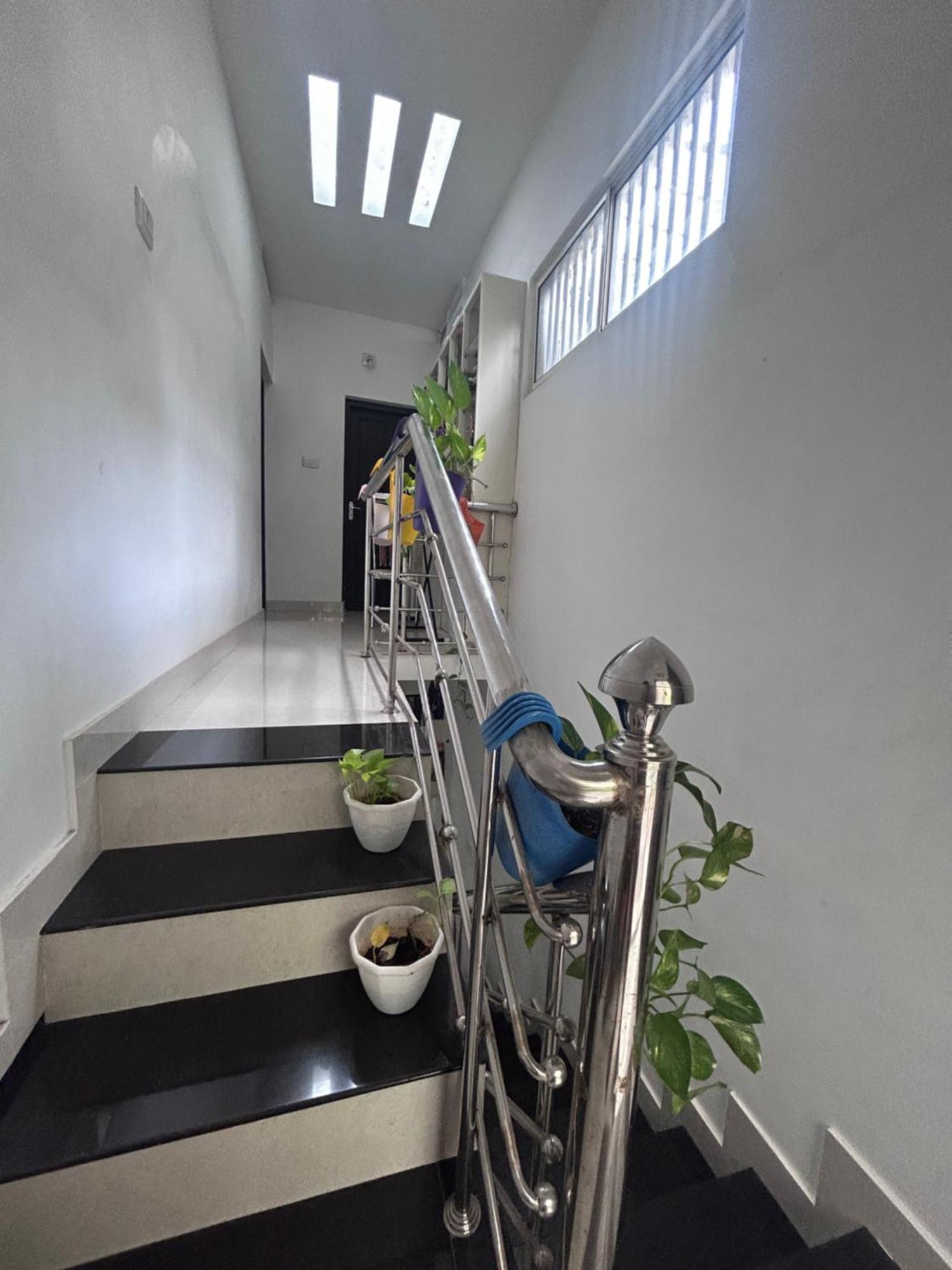 Chaithritha Ladies Homestay 特里凡得琅 外观 照片