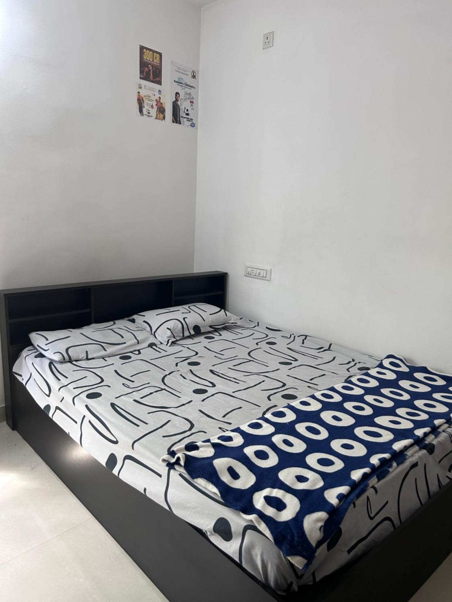 Chaithritha Ladies Homestay 特里凡得琅 外观 照片