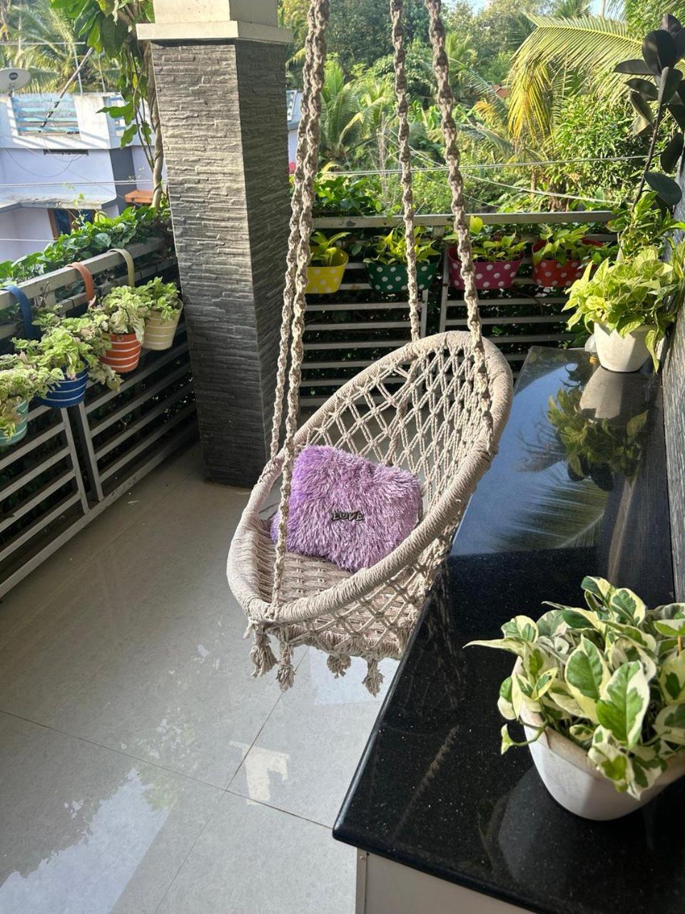 Chaithritha Ladies Homestay 特里凡得琅 外观 照片